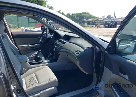 2009 Honda Accord 2.4 Ex-L из США, поврежденный, VIN 1HGCP26869A057863